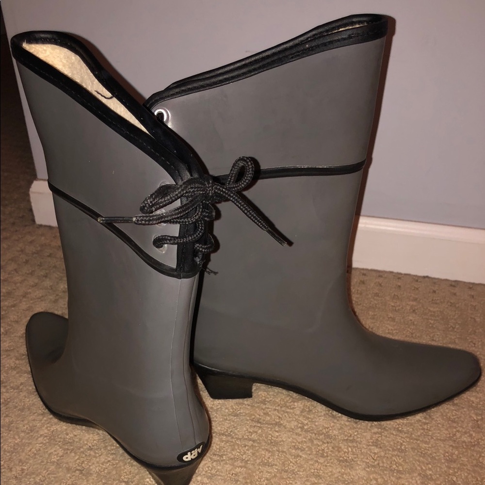 Dav Rainboots
